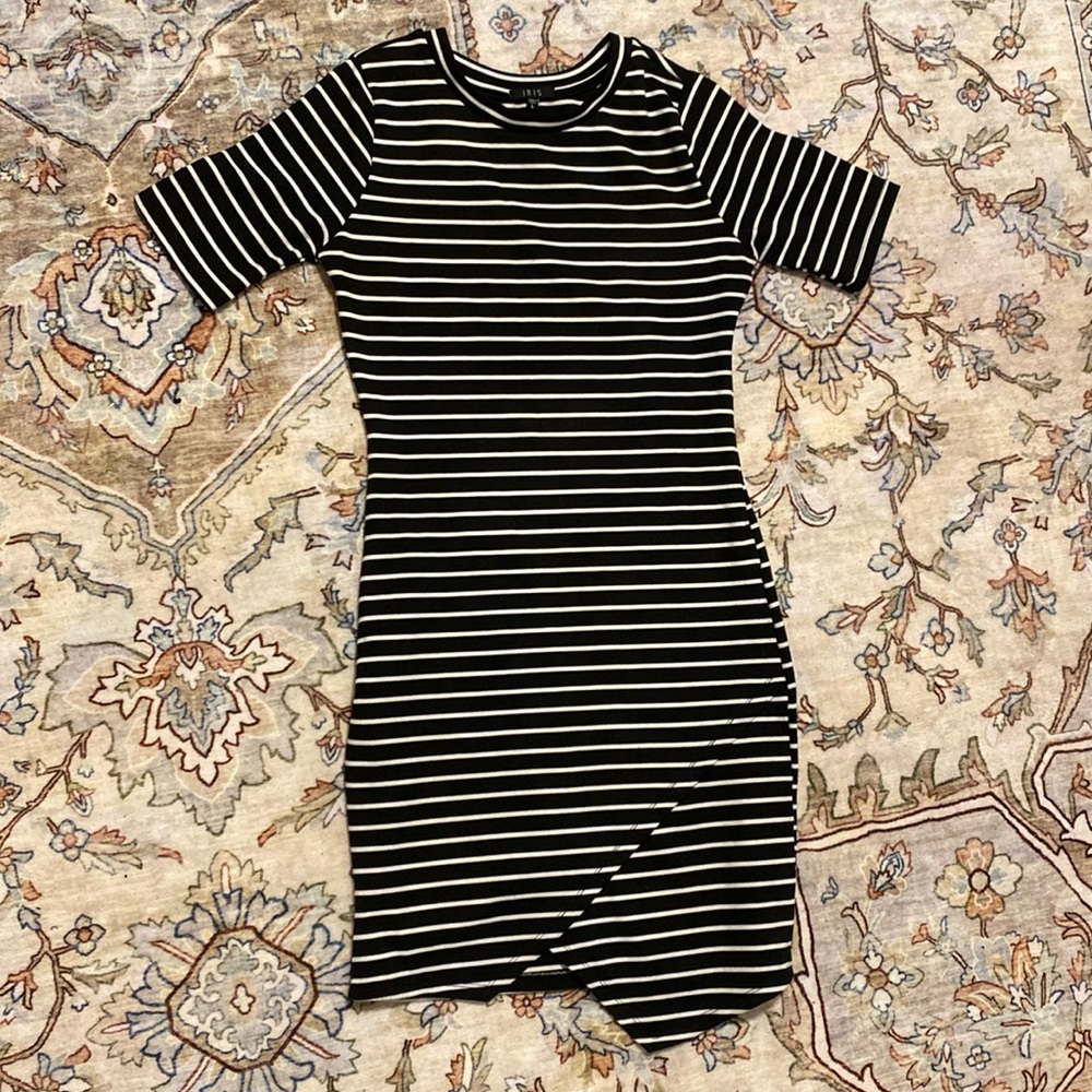 Iris black and white body con dress